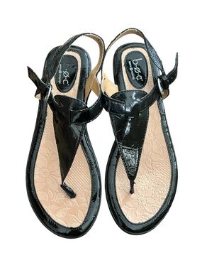 b.o.c. Black Patent Thong Sandals with Buckle Slingback Size 8